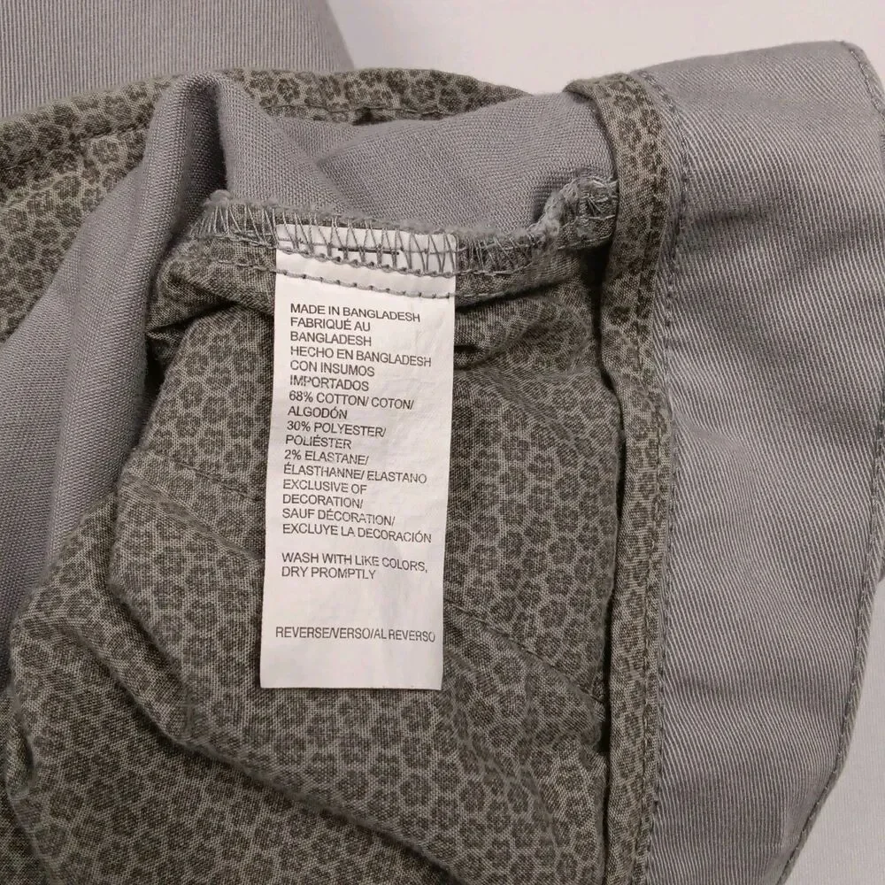 IZOD Saltwater Stretch Mens Size 32 Gray Flat Front Chino Shorts 9.5 Inseam